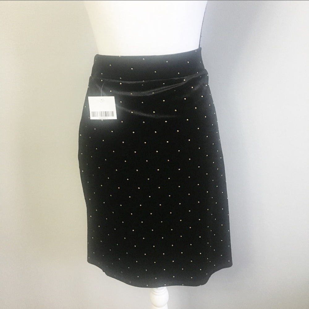 Forever 21 black crushed velvet gold studded skirt - Picture 7 of 8